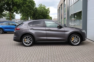 Alfa Romeo Stelvio Alfa Romeo Stelvio 2.0 T Q4 280PK FIRST EDITION/PANO/STOEL.STUUR.VERW/KEYLESS - afbeelding nr 38