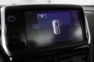 Peugeot 208 Peugeot 208 1.2 PureTech Style | Panoramadak |  Stoelverwarming | Cruise control | Parkeerhulp | Climate control | Bluetooth - afbeelding nr 15