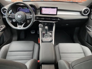 Alfa Romeo Tonale Alfa Romeo Tonale 1.5T HYBRID VELOCE ADAPT-CRUISE NAV STOELVW 360 CAMERA LMV CARPLAY - afbeelding nr 8