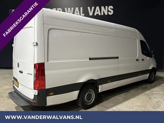 Mercedes-Benz Sprinter Mercedes-Benz Sprinter 317 CDI 170pk L3H2 Fabrieksgarantie Euro6 Airco | Camera | Apple Carplay | Cruisecontrol Android Auto, Parkeersensoren, Stoelverwarming, Bijrijdersbank - afbeelding nr 14