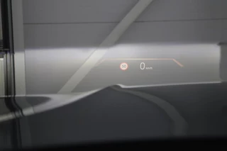 BMW 3 Serie BMW 3-serie 320e M Sport | Head-Up | Stoel & stuurverwarming |  Adaptive cruise | Sportstoelen | Adaptief LED | Sfeerverlichting | Camera | Carplay | Leder/Alcantara - afbeelding nr 9