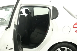 Peugeot 208 Peugeot 208 1.2 VTi Style 5-Deurs | Airco | Cruise | Navi | Elektr. pakket | LMV | Trekhaak | NL Auto | DEALER-STAAT - afbeelding nr 7