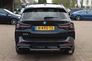 BMW iX3 BMW iX3 High Executive 80 kWh / SoH 99% / Trekhaak / Panoramadak / 360Camera / Head-up / 20'' / Leder / Harman Kardon / Sfeerverlichting / Dodehoek / DAB / Stoelverwarming / ACC - afbeelding nr 16