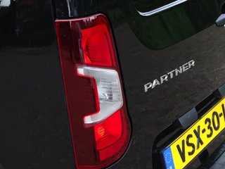 Peugeot Partner Peugeot Partner 1.5 BlueHDI automaat / Asphalt luxe pakket / 2020 - afbeelding nr 28