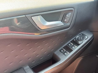 Ford Kuga Ford Kuga 2.5 PHEV AUT. ST-LINE X LED NAVI CAMERA CARPLAY AIRCO LMV PDC - afbeelding nr 17