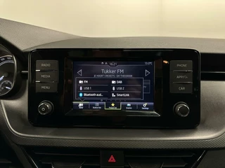 Škoda Scala Skoda Scala 1.0 TSI Online Edition PANO CARPLAY CAMERA LM - afbeelding nr 26