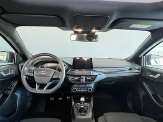 Ford Focus Ford Focus Wagon 1.0 EcoBoost ST Line Business Panorama Trekhaak - afbeelding nr 16