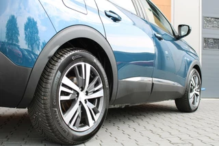 Peugeot 3008 Peugeot 3008 1.6 Hybrid 225PK Allure | Camera | Blind Spot - afbeelding nr 17
