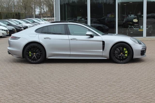 Porsche Panamera Porsche Panamera 2.9 4 E-Hybrid / Panoramadak / 360Camera / Achterasbesturing / Head-up / 21'' / Burmester / Softclose / Sportuitlaat / Sportdesign + Chrono / Keyless / DAB / ACC / Stoelventilatie - afbeelding nr 5