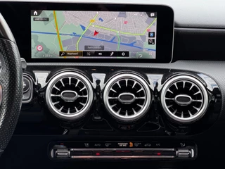 Mercedes-Benz A-Klasse Mercedes-Benz A-klasse A250 AUT AMG LED Pano Widescreen Navi - afbeelding nr 29