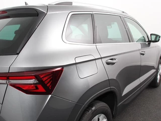 Škoda Karoq Skoda Karoq 1.5 TSI 150pk DSG Ambition | Navigatie | Apple Carpla/Android Auto | Camera | Climate Control | Adaptive Cruise control | Lichtmetalen Velgen - afbeelding nr 32