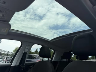 Peugeot 208 Peugeot 208 1.2 PureTech Allure Navi,Pano,Camera,Clima,Cruise,Apple Carplay,N.A.P,110pk,APK tot 09-2026 - afbeelding nr 16