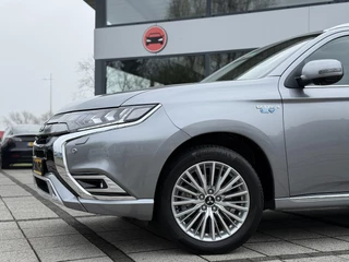 Mitsubishi Outlander Mitsubishi Outlander 2.4 PHEV Intense+ | Panorama | Apple Carplay | Trekhaak | - afbeelding nr 14