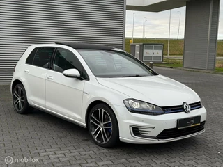 Volkswagen Golf - 298529225-0