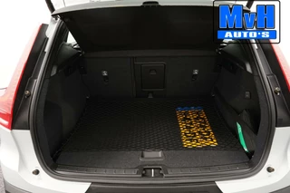 Volvo XC40 Volvo XC40 1.5 T3 Momentum Pro 163PK|360ºCAM|Intellisafe|NAP - afbeelding nr 18