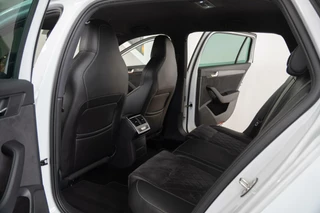 Škoda Superb Skoda Superb Combi 1.4 TSI ACT DSG|2e Eig|SportLine|Trekhaak|Schaalstoel|DAB|Xenon|Dealer Onderhouden - afbeelding nr 38