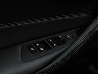 BMW 5 Serie BMW 5 Serie Touring 530e 292PK High Executive M-Sport | LASER LED | HEAD-UP | PANORAMADAK | SHADOW LINE | ADAPTIVE CRUISE | - afbeelding nr 60