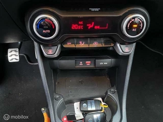 Kia Picanto Kia Picanto 1.0 T 100pk GT-Line  , Sportive & Luxe uitvoering , GT  voor & Achter bumper , Zij skirts , Stoel en stuur verwarming , Bluetooth , IQ smartphone oplaadstation , Velgen & brede banden , Led verlichtng - afbeelding nr 16