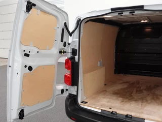 Opel Vivaro Opel Vivaro 2.0 CDTI L2H1 145PK Edition Automaat Airco  App connect Trekhaak Navigatie Cruise - afbeelding nr 30