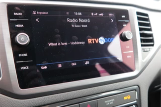 Volkswagen Golf Sportsvan Cruise-control,PDC, LMV,Achteruitrijcamera ,Stoelverwarming, Navigatie . etc. . - afbeelding nr 41