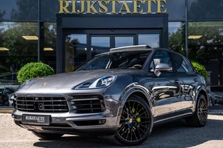 Porsche Cayenne 3.0 E-Hybrid|PANO|SPORT CHRONO|360°|ACC|22''