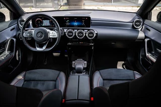 Mercedes-Benz A-Klasse Mercedes A-klasse A250 Premium AMG|PANO|BURMESTER|SFEERVERL. - afbeelding nr 8