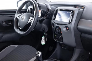 Toyota Aygo Toyota Aygo 1.0 VVT-i x-play | AIRCO | CAMERA ✅ 1e Eigenaar - afbeelding nr 3