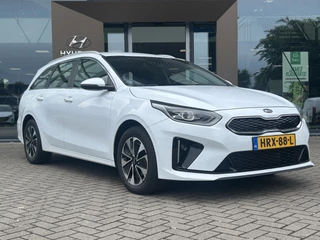 Kia Ceed Sportswagon Kia Ceed Sportswagon 1.6 GDI PHEV DynamicLine | Navigatie | Trekhaak afneembare kogel | Stoelverwarming - afbeelding nr 4