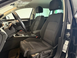 Volkswagen Passat Volkswagen Passat Variant 1.5 TSI CL Bns AUtomaat NAP Led carplay PDC Virtual cockpit - afbeelding nr 17
