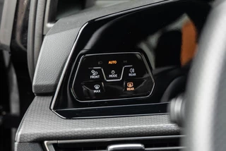 Volkswagen Golf Volkswagen Golf 1.4 eHybrid GTE | Pano | IQ Light | Dodehoek - afbeelding nr 17