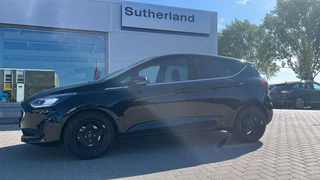 Ford Fiesta Ford Fiesta 1.0 EcoBoost Hybrid Titanium | Winter Pack | Navigatie | Camera - afbeelding nr 34