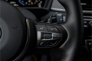 BMW X2 BMW X2 sDrive20i M-Sport High Ex Shadow Navi Trekhaak 19