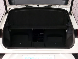 Volkswagen T-Roc Volkswagen T-Roc 1.5 TSI 150PK R-LINE EVO IQ LIGHT ALCANTARA ELEK.KLEP CARPLAY STOEL/STUUR VERW. 18