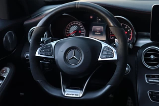 Mercedes-Benz C-Klasse Mercedes-Benz C-klasse 450 AMG 4MATIC / PANO / BURMESTER / 2x MEMORY / CAMERA - afbeelding nr 18