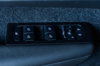 Volvo XC40 Volvo XC40 T2 Geartronic Inscription Pano|Leer|HarmanKardon|Elektrische Achterklep| - afbeelding nr 18