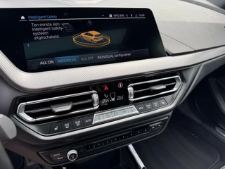 BMW 1 Serie BMW 1-serie 120i High Executive Performance NAP Individual Pano - afbeelding nr 38