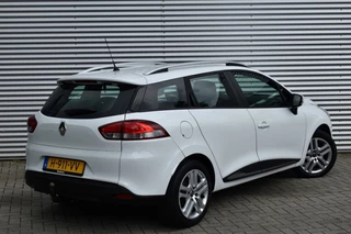 Renault Clio Renault Clio ESTATE 0.9 TCE ZEN / NL AUTO / NAVI / PDC / TREKHAAK - afbeelding nr 3