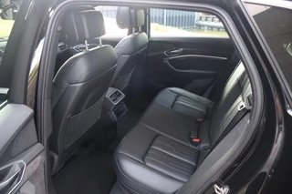 Audi e-tron Audi e-tron e-tron 55 q. adv. I Geen Import I Schuifdak I Stoelverwarming - afbeelding nr 13