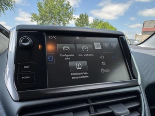 Peugeot 208 Peugeot 208 1.2 PureTech Allure AUTOMAAT / CARPLAY / CRUISE / PDC / BLUETOOTH / ECC / AIRCO / NL AUTO - afbeelding nr 21