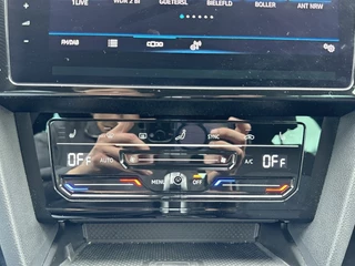 Volkswagen Passat Volkswagen Passat Variant 1.4 TSI DSG GTE TREKHAAK/360-CAMERA/MEMORY/NAVI/CARPLAY/ACC/E-KLEP - afbeelding nr 23