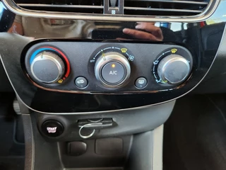 Renault Clio Renault Clio 0.9 TCe Zen, Airco, Trekhaak, Navigatie, Cruise control - afbeelding nr 19