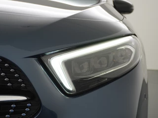 Mercedes-Benz A-Klasse Mercedes-Benz A-Klasse 250e AMG // Panoramadak // Memory // Trekhaak // Keyless // Carplay // Sfeerverlichting // MultiBeam LED // Night Pakket // Augmented Reality - afbeelding nr 7