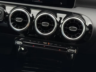 Mercedes-Benz A-Klasse Mercedes-Benz A-klasse 180 Aut. Luxury M-BUX | LED | Navi | Camera | Carplay | - afbeelding nr 26