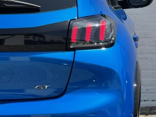 Peugeot 208 Peugeot 208 1.2 PureTech GT Pack 130PK Automaat Adaptive cruise control Climate control Leder/ Alcantara Stoelverwarming Full LED - afbeelding nr 22
