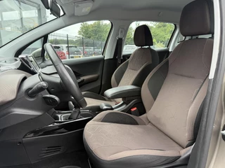 Peugeot 2008 Peugeot 2008 1.2 PureTech Urban Cross 2e Eigenaar,Navi,110pk,Clima,Cruise,Trekhaak,Pdc,Nieuwe Apk bij Aflevering - afbeelding nr 6