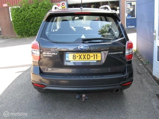 Subaru Forester Subaru Forester 2.0 Luxury CVT AUT Clima Cruise Trekhaak NL auto - afbeelding nr 6