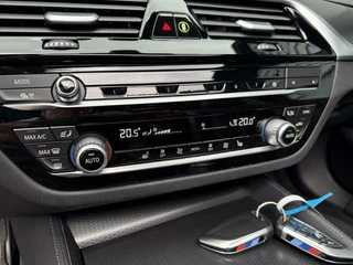BMW 5 Serie BMW 5-serie 530e Bns Ed. Plus M-Sport Laser Pano 360 Camera Schuifdak - afbeelding nr 33