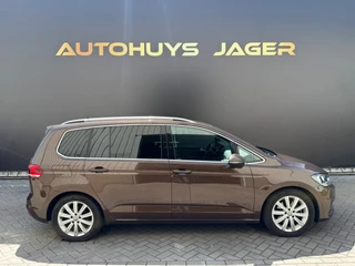 Volkswagen Touran Volkswagen Touran 1.2 TSI Highline 7p|Carplay|Allseasonbanden - afbeelding nr 10