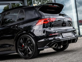 Volkswagen Golf Volkswagen Golf 2.0 TSI GTI Clubsport|PANO|HEADUP|ACC|MAXTON - afbeelding nr 17