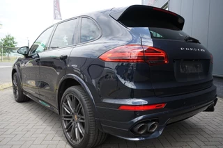 Porsche Cayenne Porsche Cayenne 3.0 D Sportdesign /Luchtvering /Pano /Sportchrono - afbeelding nr 32